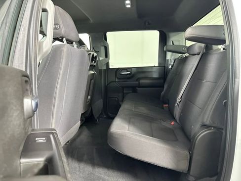 Used 2022 Chevrolet Silverado 2500 Custom w/ Custom Value Package image 25