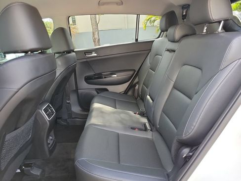 Certified 2021 Kia Sportage EX FWD image 11