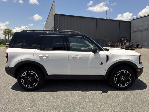 Used 2025 Ford Bronco Sport Outer Banks w/ Outer Banks Tech Package+ AWD/4WD image 2