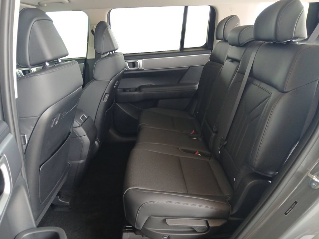 New 2026 Hyundai Santa Fe SEL FWD image 19