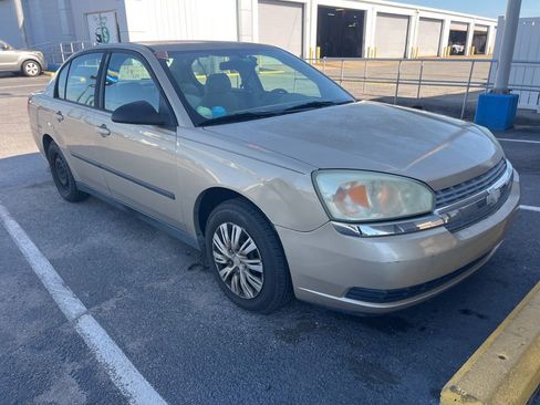 Used 2005 Chevrolet Malibu image 2