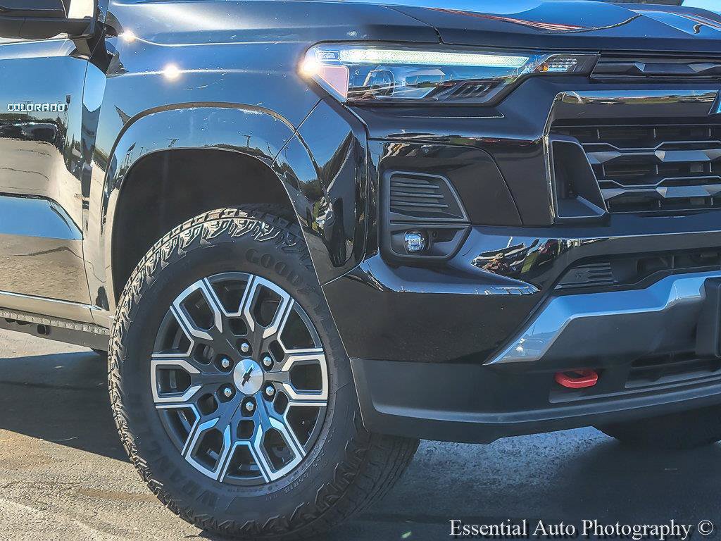 Certified 2023 Chevrolet Colorado Z71 w/ Advanced Trailering Package AWD/4WD image 4