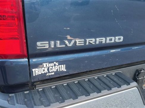 Used 2021 Chevrolet Silverado 2500 LT w/ Convenience Package image 25