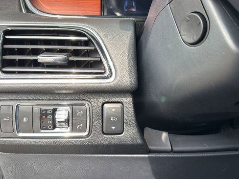 Used 2022 Lincoln Navigator L Reserve image 17