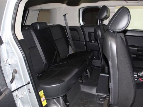 Used 2007 Toyota FJ Cruiser 2WD image 27