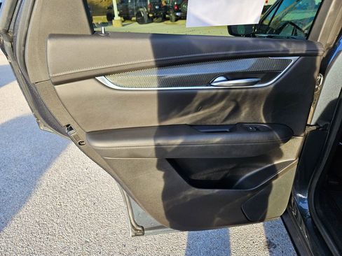 Used 2021 Cadillac XT5 Sportv image 24