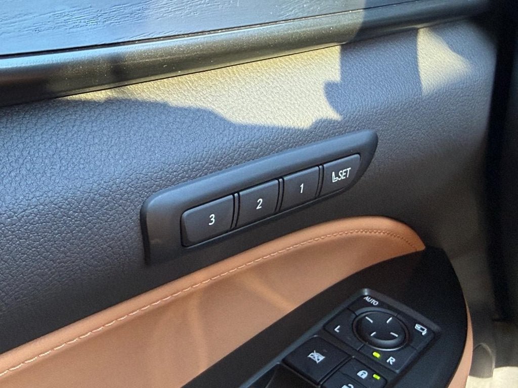 Used 2023 Lexus NX 350h AWD w/ Vision Package image 22