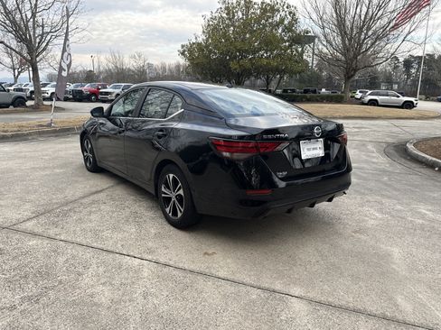 Used 2022 Nissan Sentra SV image 5