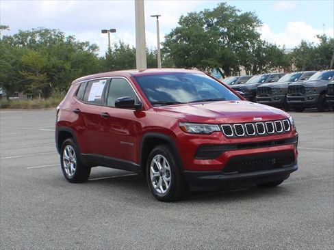 Certified 2025 Jeep Compass Sport AWD/4WD image 2