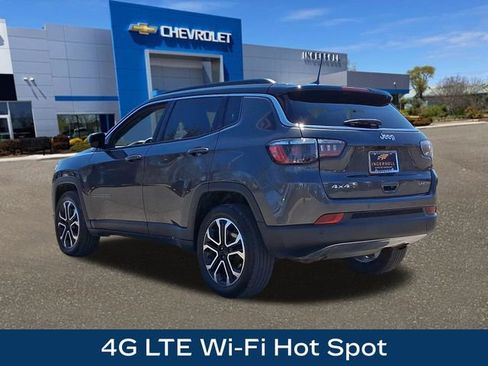 Used 2024 Jeep Compass Limited image 23