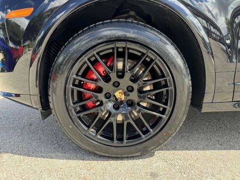 Used 2017 Porsche Cayenne GTS AWD/4WD image 63