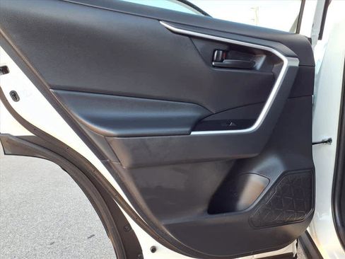 Certified 2025 Toyota RAV4 LE image 19