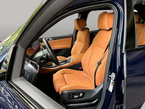 Used 2024 BMW X5 sDrive40i w/ Executive Package RWD image 7