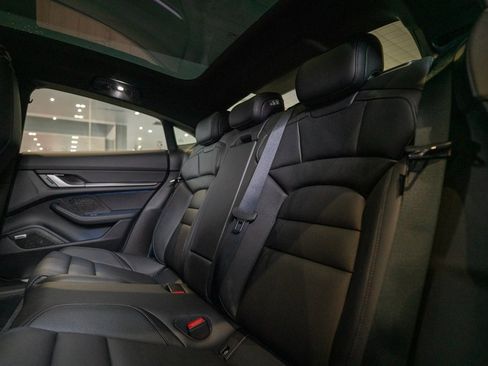 New 2026 Porsche Taycan image 37