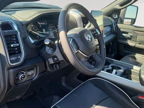 New 2025 RAM 2500 Laramie AWD/4WD image 10