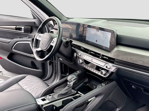 Used 2025 Kia Telluride EX X-Line image 5