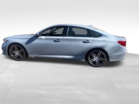 Used 2022 Honda Accord Touring image 13