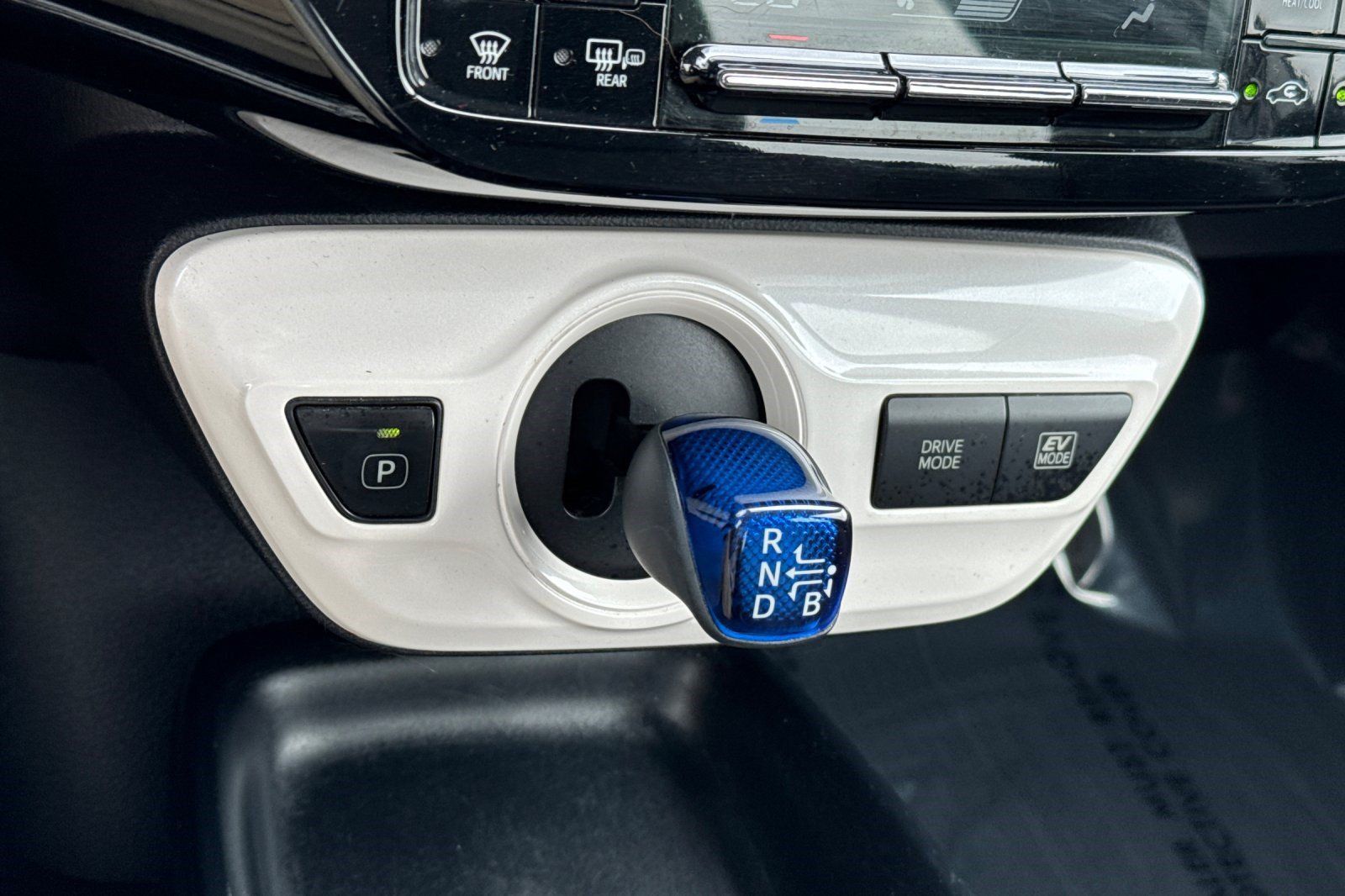 Used 2018 Toyota Prius One FWD image 18