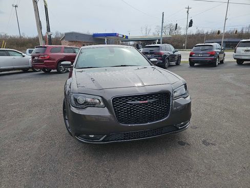 Used 2021 Chrysler 300 S image 7