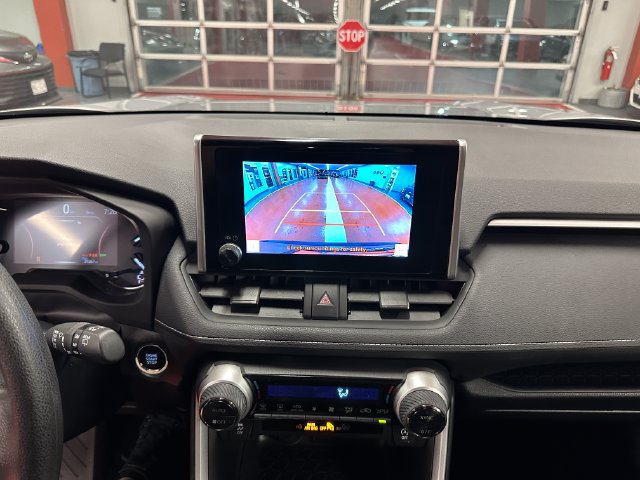 Certified 2025 Toyota RAV4 XLE AWD/4WD image 22