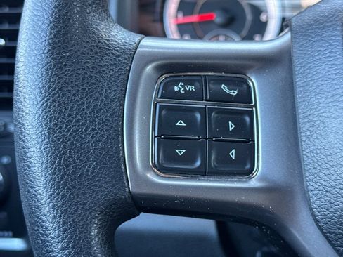 Used 2022 RAM 1500 Classic SLT image 24