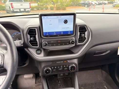 Used 2023 Ford Bronco Sport Big Bend w/ Convenience Package AWD/4WD image 2