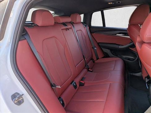 Used 2023 BMW X4 xDrive30i w/ M Sport Package image 18