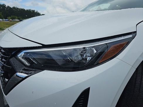 Used 2025 Nissan Sentra S FWD image 31