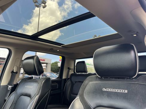 Used 2019 RAM 1500 Laramie AWD/4WD image 35