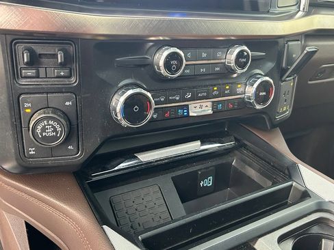 Used 2024 Ford F250 King Ranch w/ Tremor Off-Road Package AWD/4WD image 41