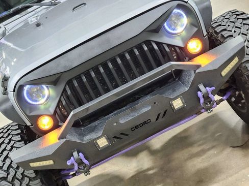 Used 2015 Jeep Wrangler Unlimited Sahara w/ Max Tow Package AWD/4WD image 19