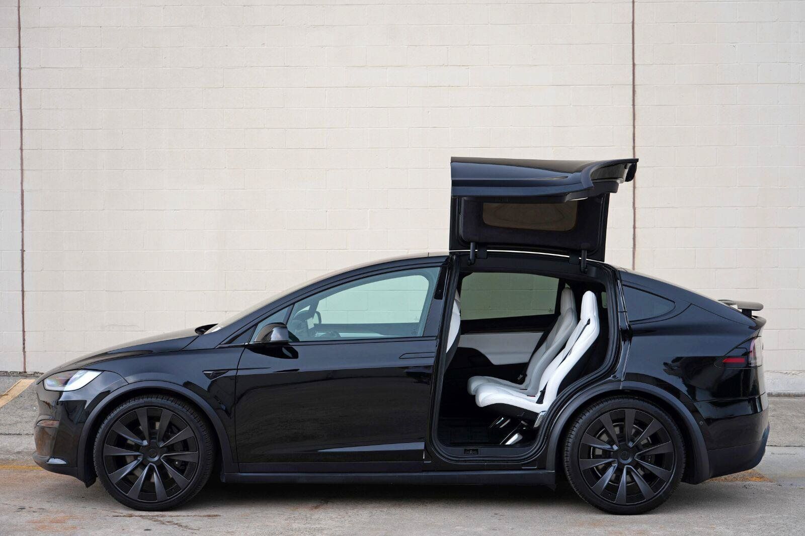 Used 2022 Tesla Model X AWD/4WD image 50