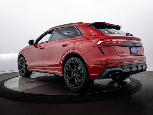 New 2026 Audi RS Q8 performance image 5