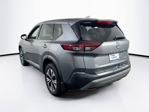 Used 2021 Nissan Rogue SV image 7