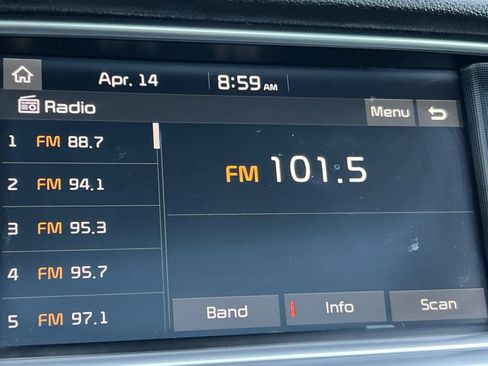 Used 2020 Kia Optima SE FWD image 18