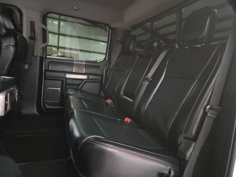 Used 2019 Ford F250 Lariat w/ Lariat Value Package image 9