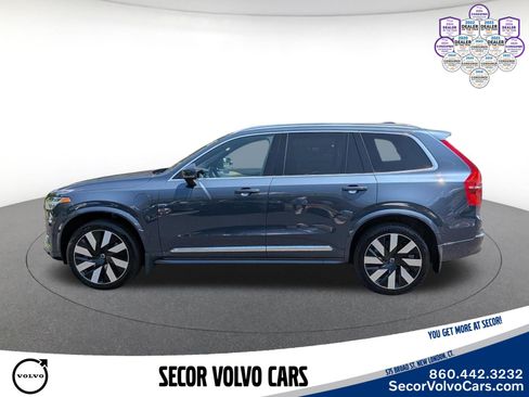 Used 2023 Volvo XC90 T8 Ultimate w/ Lounge Package AWD/4WD image 10