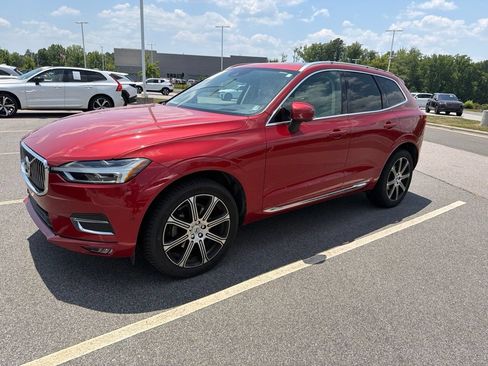 Used 2018 Volvo XC60 T5 Inscription w/ Convenience Package AWD/4WD image 19