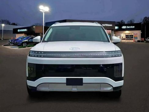 New 2026 Hyundai Ioniq 9 SEL AWD/4WD image 12