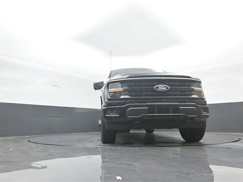 New 2025 Ford F150 XLT w/ Equipment Group 303A High image 24