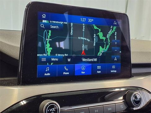 Used 2021 Ford Escape Titanium image 9