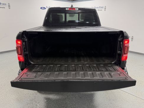 Used 2022 RAM 1500 Limited w/ Bed Utility Group image 34
