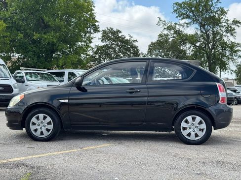 Used 2008 Hyundai Accent GS FWD image 3