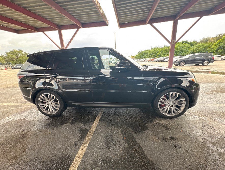Used 2017 Land Rover Range Rover Sport AWD/4WD image 3