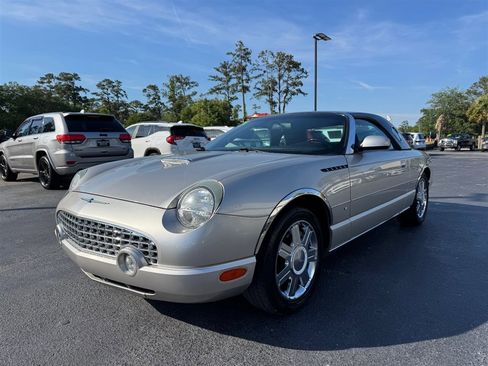 Used 2004 Ford Thunderbird RWD image 4
