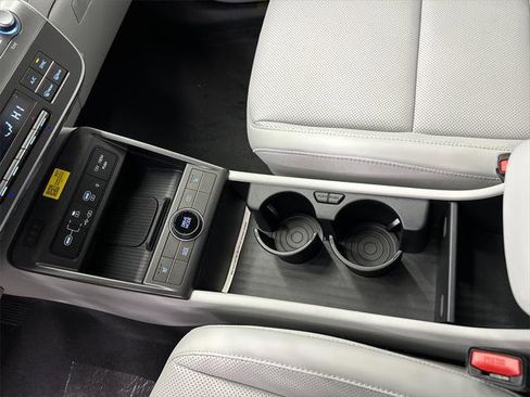 New 2026 Hyundai Kona SEL Premium image 30