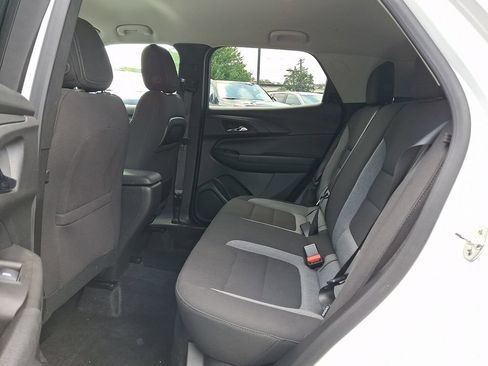 Used 2025 Chevrolet TrailBlazer LS w/ LS Convenience Package AWD/4WD image 10