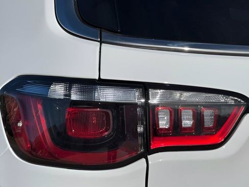 New 2026 Jeep Compass Limited AWD/4WD image 10