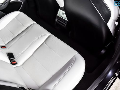 Used 2024 Tesla Model 3 Performance image 20