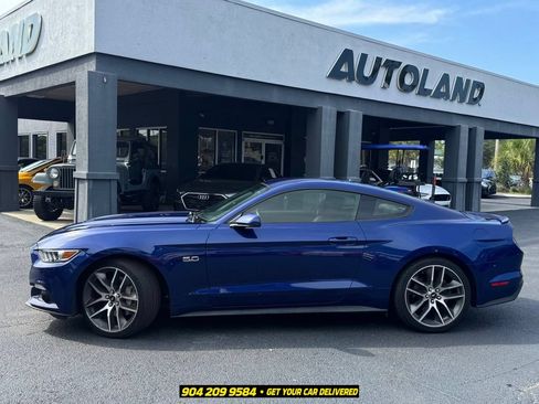 Used 2016 Ford Mustang GT Premium RWD image 3